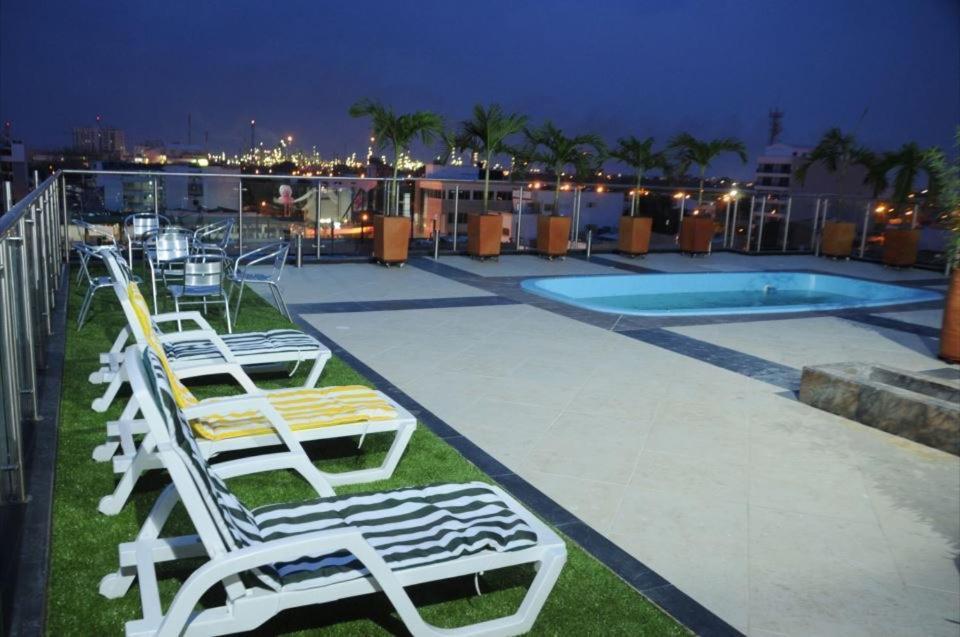ברנקברמחה Hotel Bachue מראה חיצוני תמונה